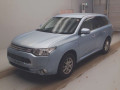 2013 Mitsubishi Outlander PHEV