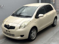 2005 Toyota Vitz