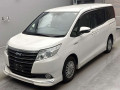 2016 Toyota Noah