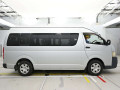 2006 Toyota Hiace Commuter