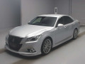 2013 Toyota Crown Hybrid