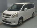 2010 Toyota Noah