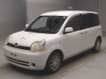 2005 Toyota Sienta