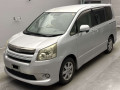 2009 Toyota Noah