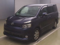 2010 Toyota Voxy