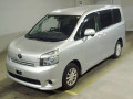 2009 Toyota Voxy