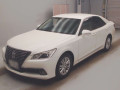 2014 Toyota Crown