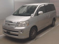 2006 Toyota Noah