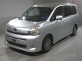 2010 Toyota Voxy