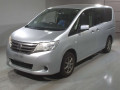 2013 Nissan Serena