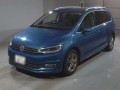 2016 Volkswagen Golf Touran
