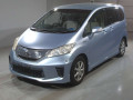 2013 Honda Freed hybrid
