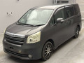 2010 Toyota Noah