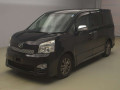 2013 Toyota Voxy