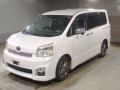 2013 Toyota Voxy