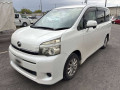 2012 Toyota Voxy