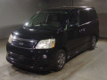 2005 Toyota Noah