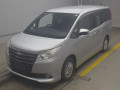 2016 Toyota Noah