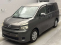 2013 Toyota Voxy