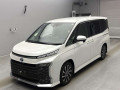 2022 Toyota Voxy