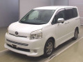 2009 Toyota Voxy