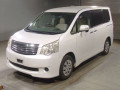 2013 Toyota Noah