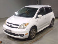 2005 Toyota IST