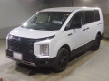 2025 Mitsubishi Delica D5