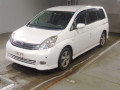 2005 Toyota Isis