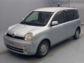 2005 Toyota Sienta