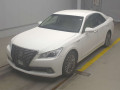 2013 Toyota Crown Hybrid