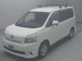 2007 Toyota Voxy