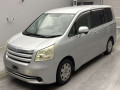 2009 Toyota Noah