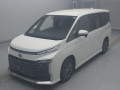 2022 Toyota Voxy
