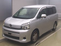 2011 Toyota Voxy