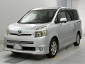 2007 Toyota Voxy