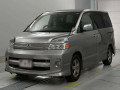2007 Toyota Voxy