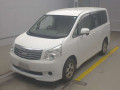 2011 Toyota Noah