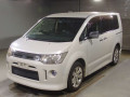 2011 Mitsubishi Delica D5