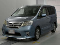 2013 Nissan Serena