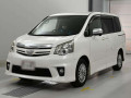 2011 Toyota Noah