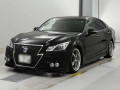 2013 Toyota Crown Hybrid