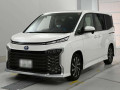 2025 Toyota Voxy