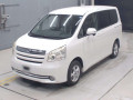 2010 Toyota Noah