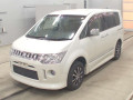 2014 Mitsubishi Delica D5