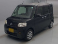 2011 Daihatsu Tanto