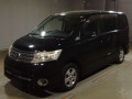 2009 Nissan Serena