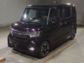 2019 Honda N-BOX CUSTOM