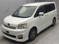 2013 Toyota Voxy