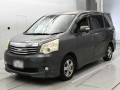 2012 Toyota Noah